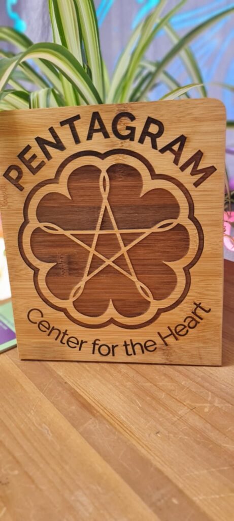 De Geschiedenis van het Pentagram — Een Tijdloos Symbool van Kracht en Heelheid